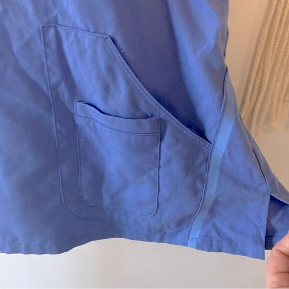 GREY’S ANATOMY By Barco Impact Elevate V Neck Scrub Top Ciel Blue Size Large - Picture 9 of 12